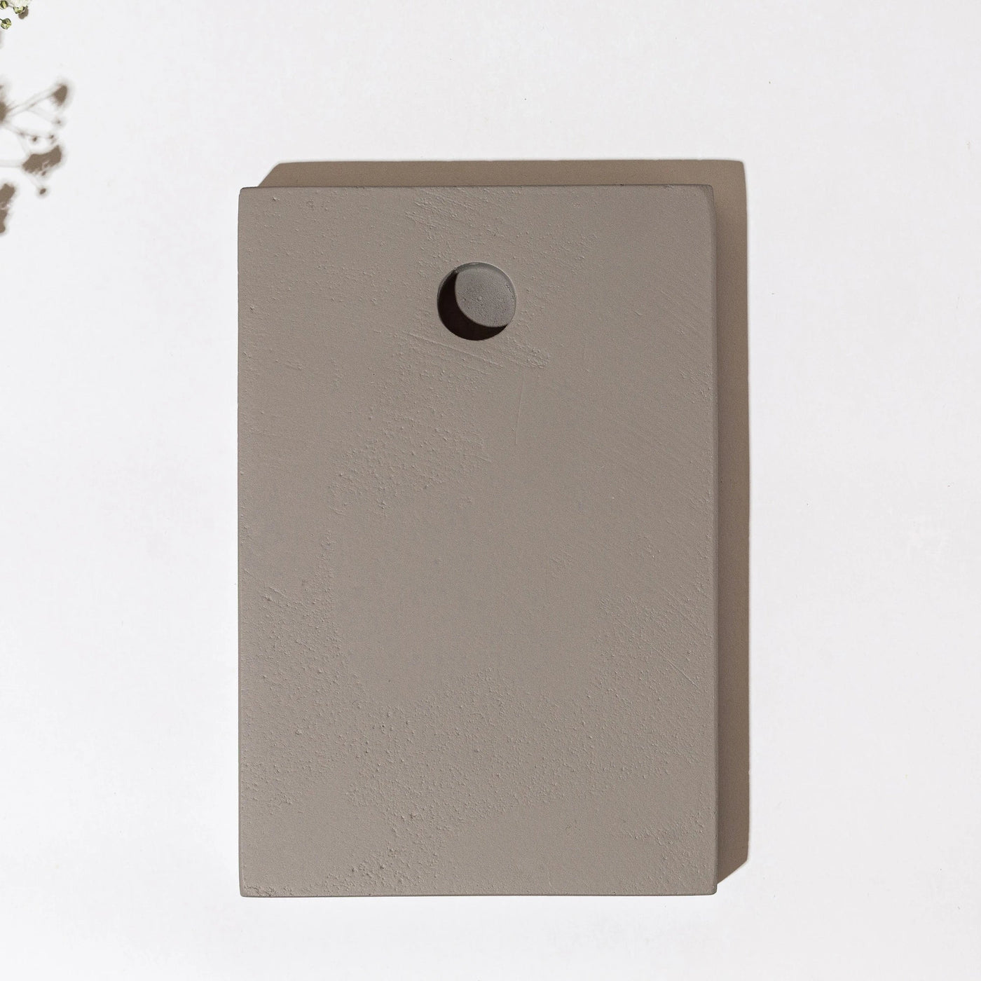 ברכת הדלקת נרות בעיצוב נקי ויוקרתי - דגם Concrete 