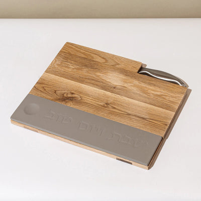 מגש חלה יוקרתי לשבת מעץ עם בטון טבעי וסכין לחלה – דגם Board & Blade (Copy) 