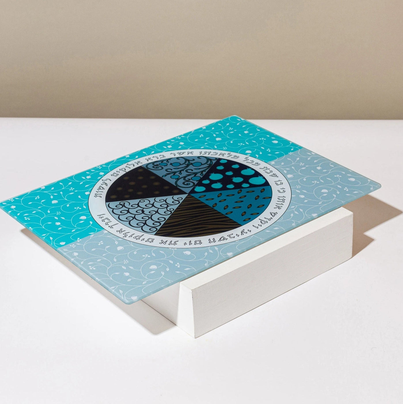 מגש חלה מזכוכית עם הדפס אומנותי – דגם Aqua Spirit 