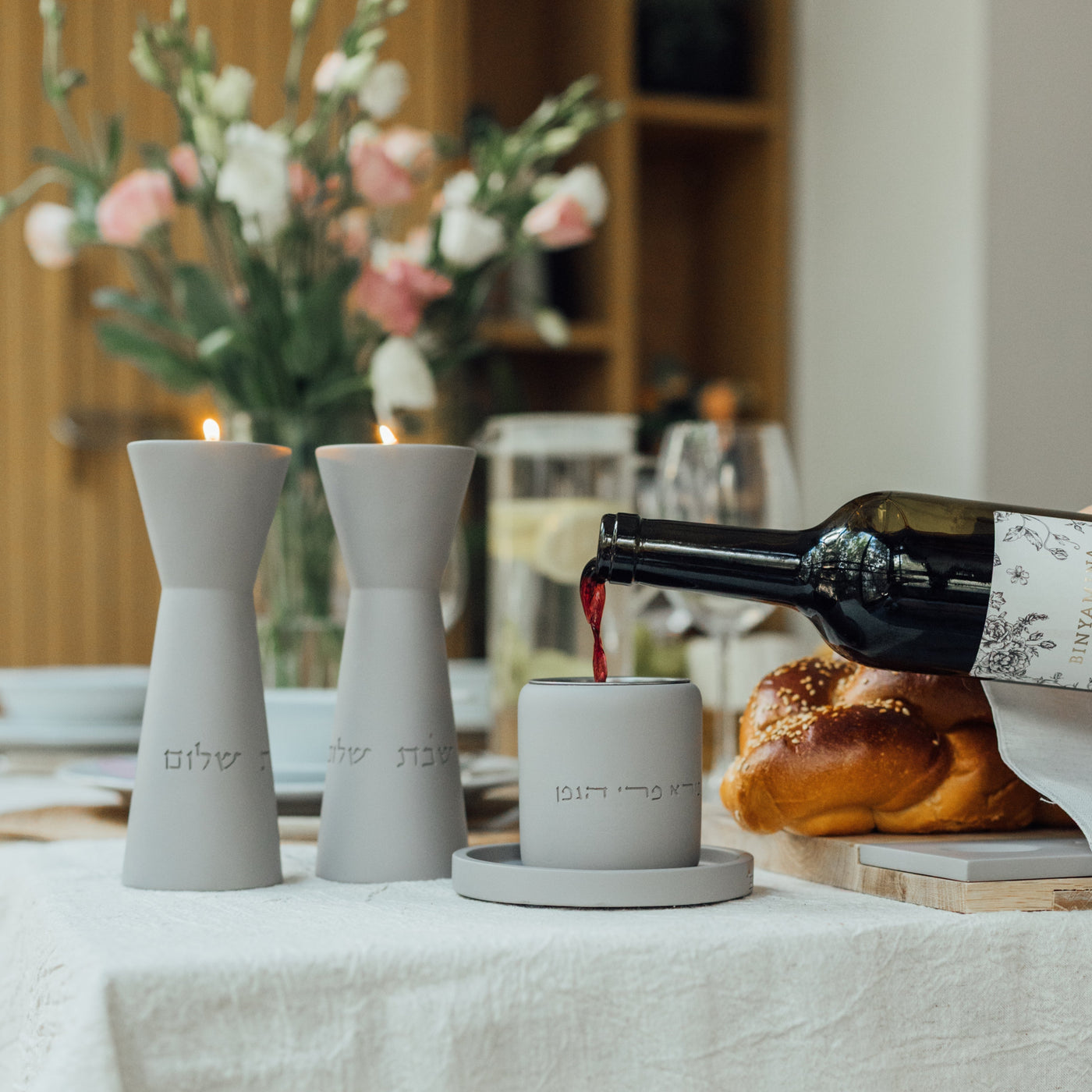 כוס קידוש יוקרתית מבטון טבעי - מודל Noble 