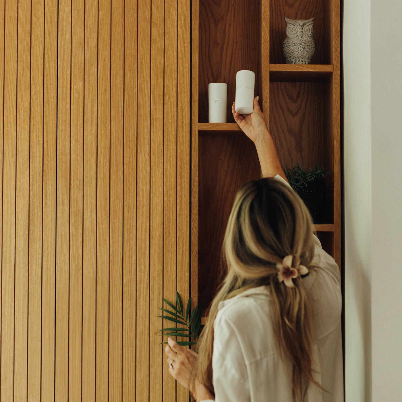 זוג פמוטים לשבת מבטון נקי בגוונים קלאסיים - דגם Concrete Flow (Copy) 