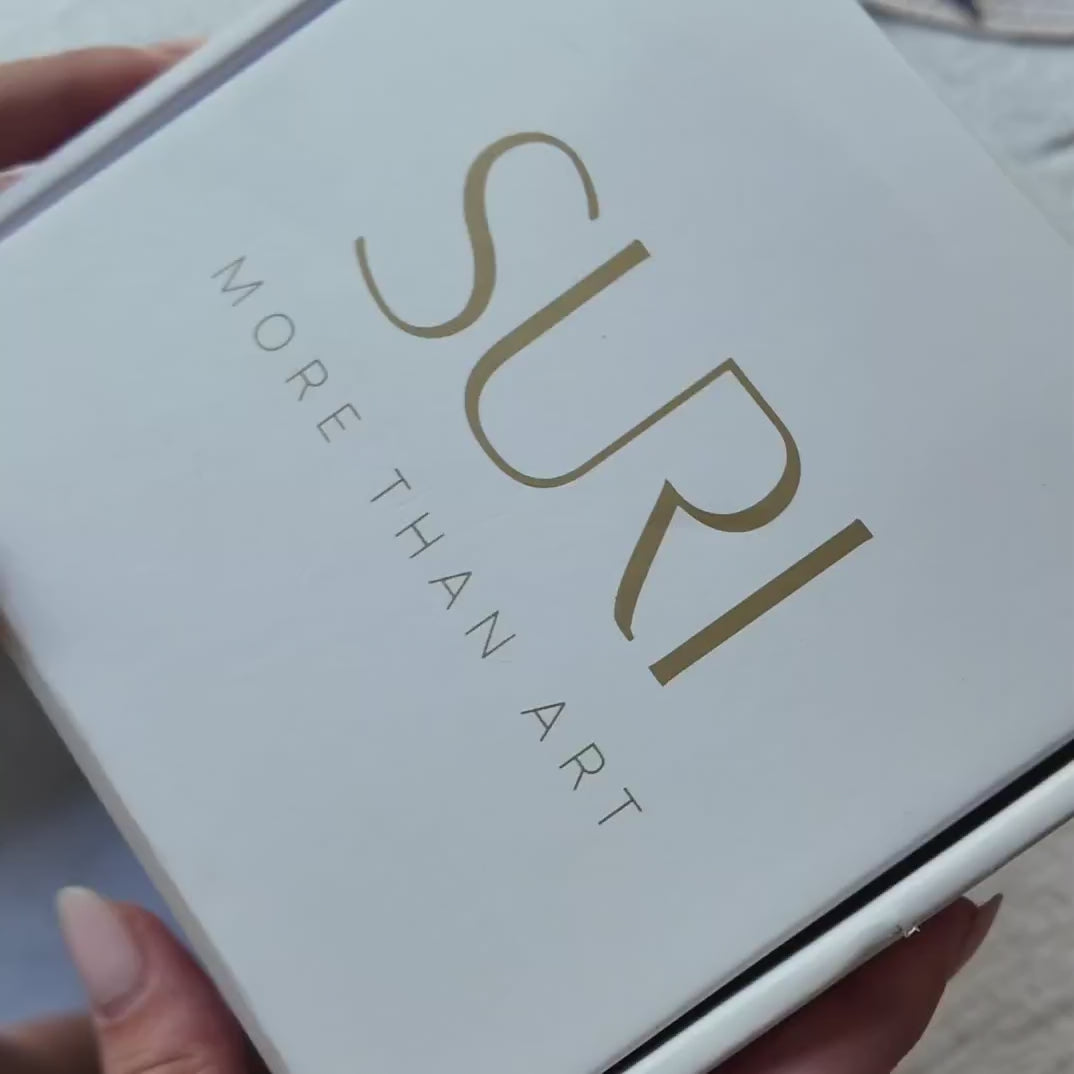 זוג פמוטים לשבת מבטון נקי בגוונים קלאסיים - דגם Concrete Flow