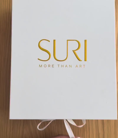 פמוטי בטון מעוצבים לשבת ולחג בגוונים טבעיים, בגודל מרשים עם גימור יוקרתי – דגם Aura